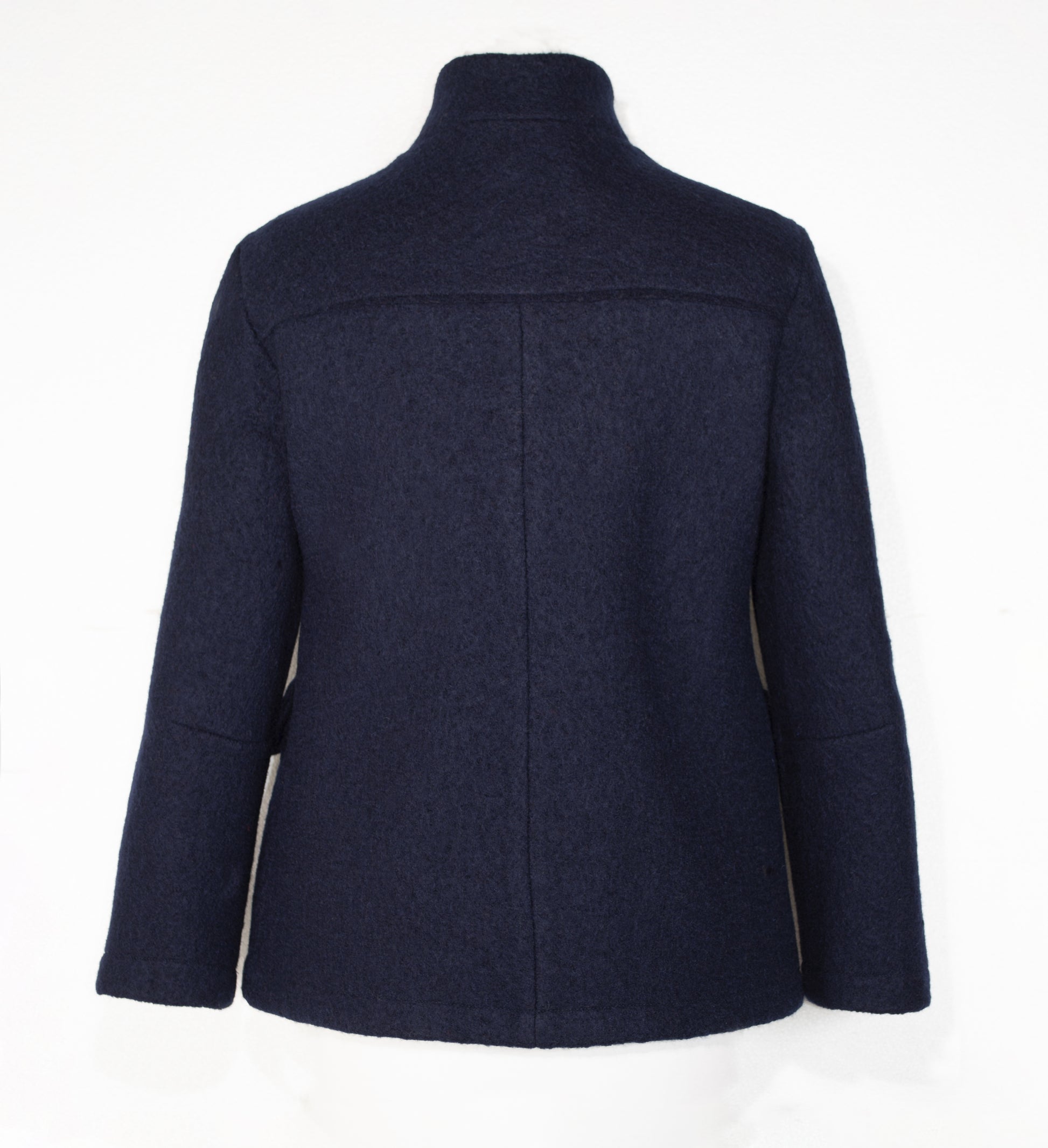 Giacca di lana da donna materiale sostenibile